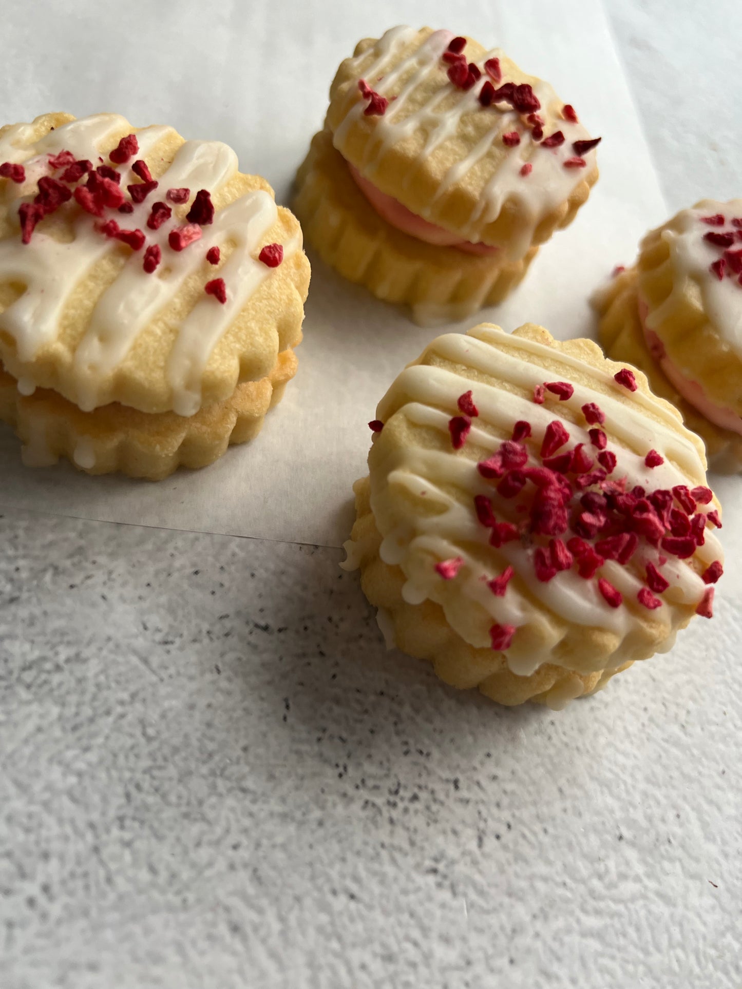 Mini Cranachan Filled Biscuits