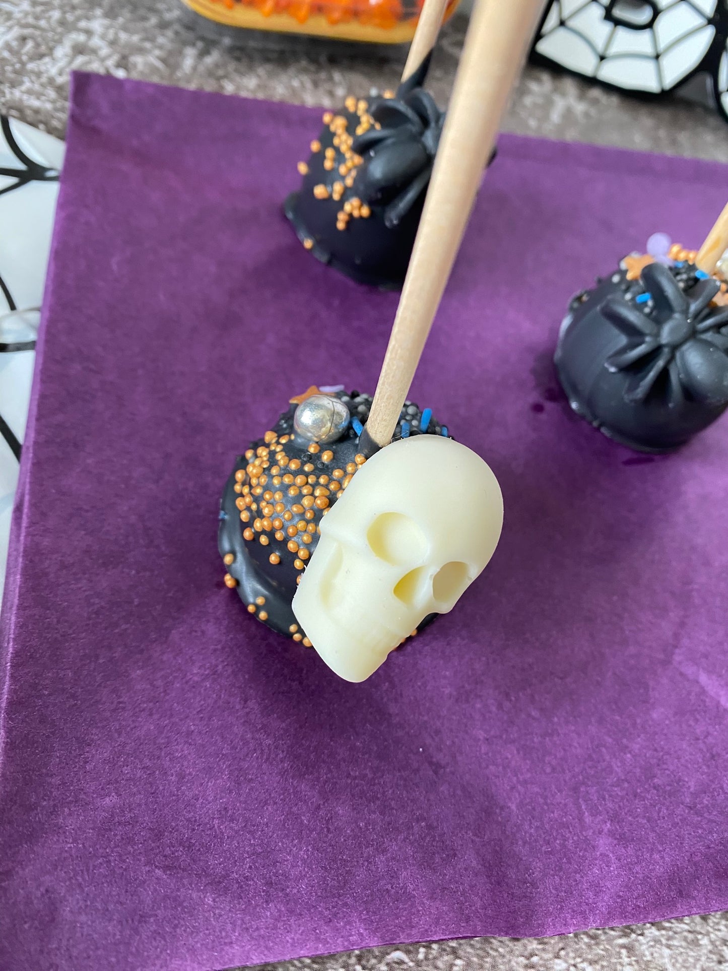 Spooky Cake Pops