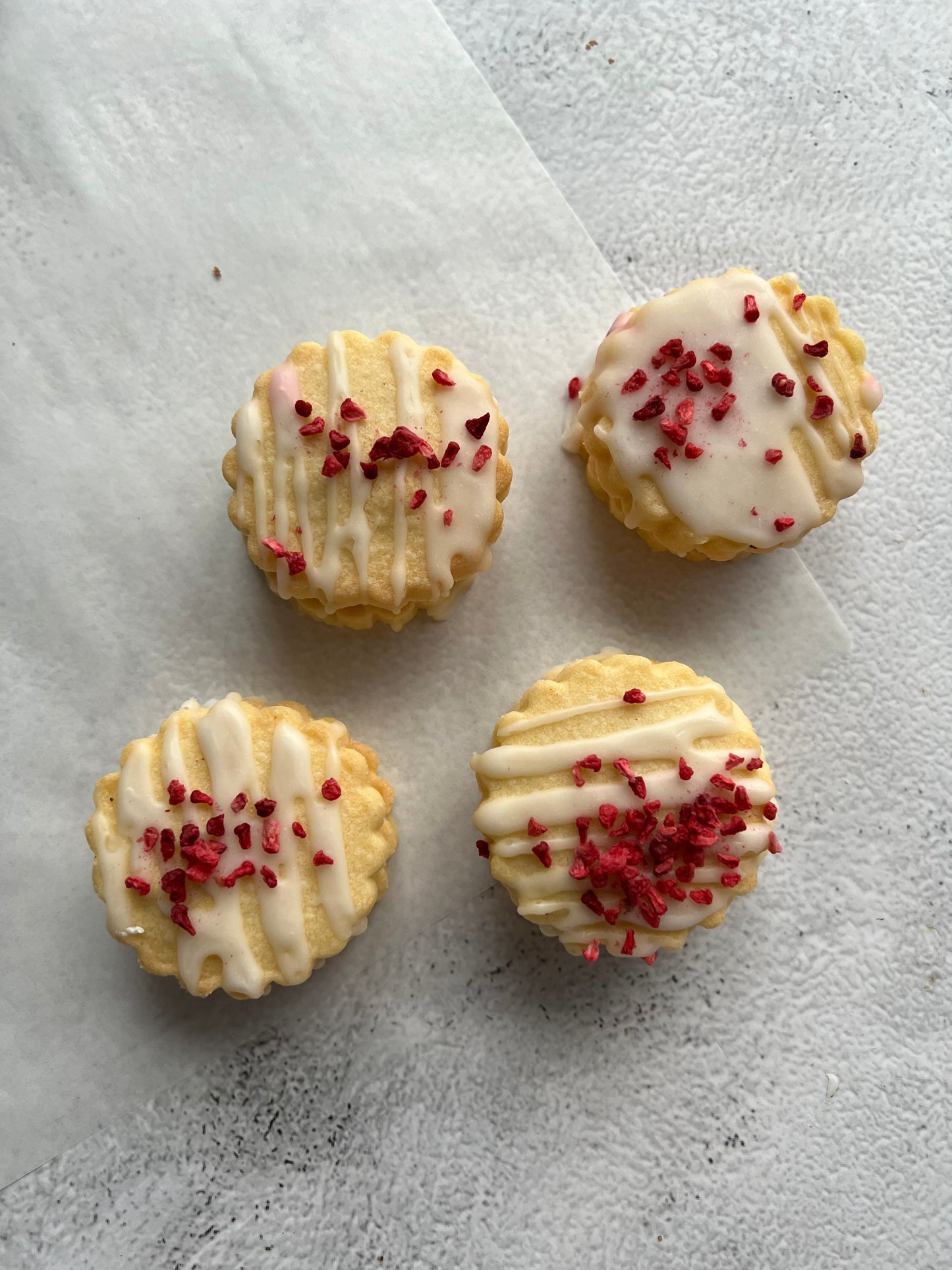 Mini Cranachan Filled Biscuits